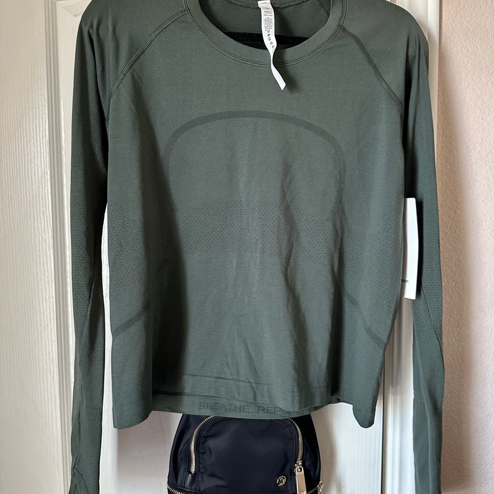 Lululemon Swiftly Women's Green Long Sleeve Top